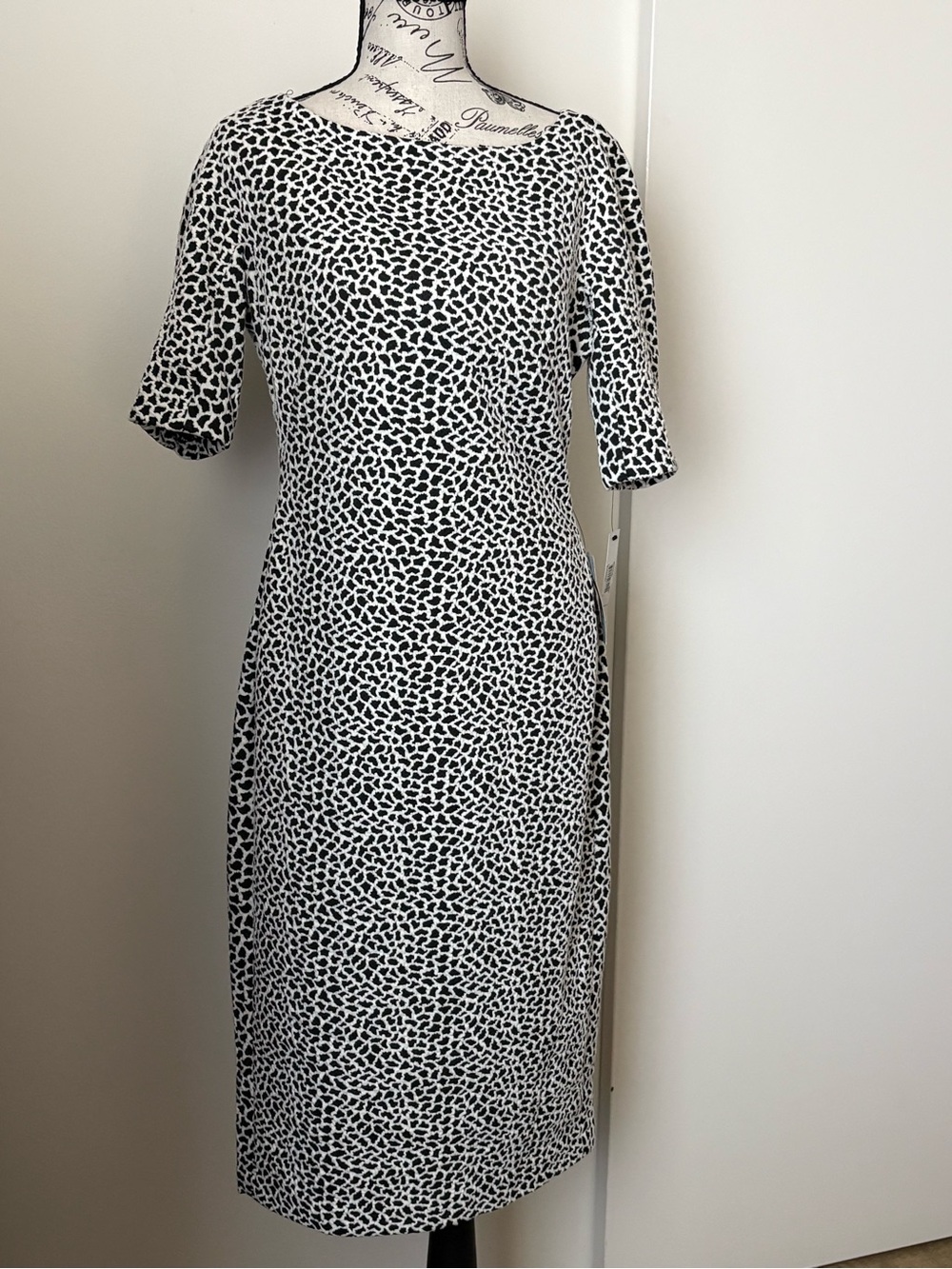 Maggy London Black and White Patterned Midi Dress